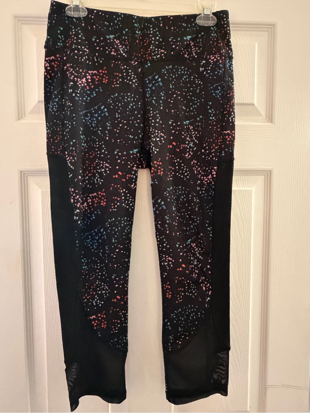 Womenswear Black Multi-Color Printed Active Leggings